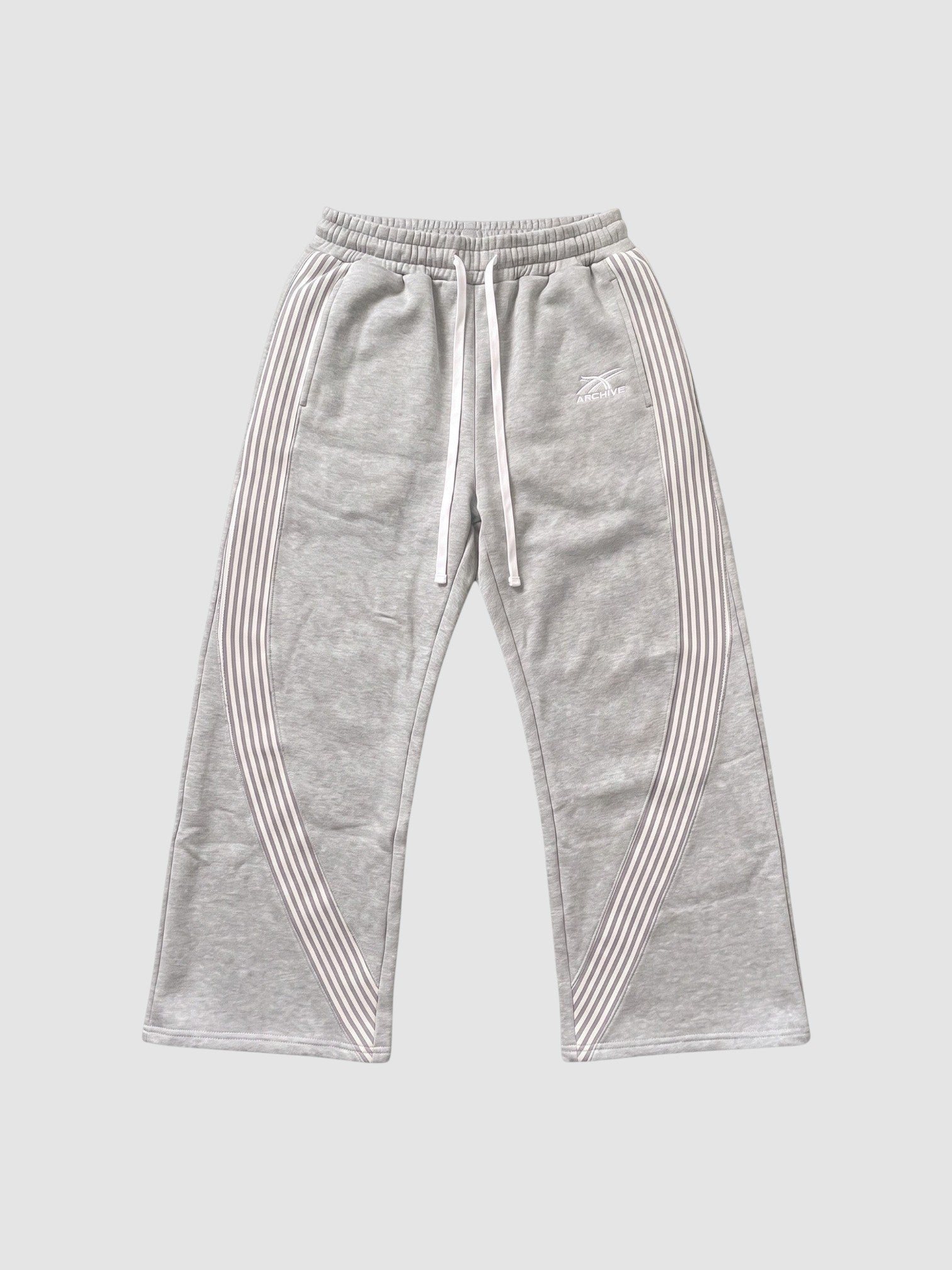 Y2K Avenue grey heather fleece baggy joggers with white side stripes and embroidered logo on the left thigh